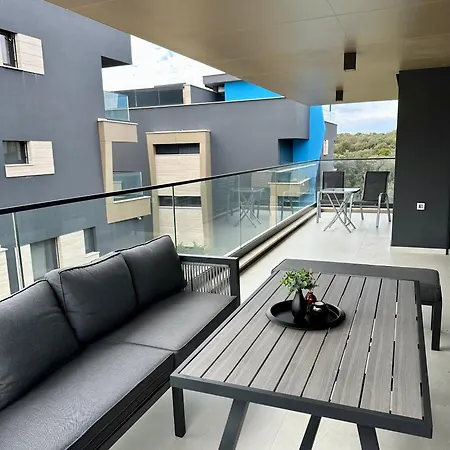 Luxury “ingreen” *